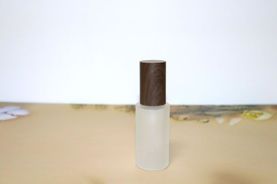 زجاجة زجاجية متجمدة مع مضخة مستحضر المكملات المكملة من جديد زجاجات الكريم التجميلي